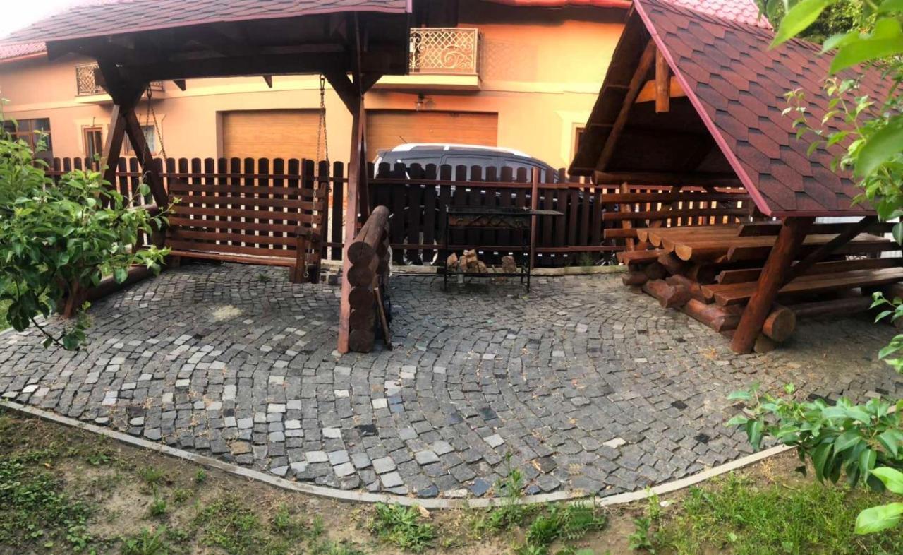 Hotel Катерина Chynadiyovo Exterior foto